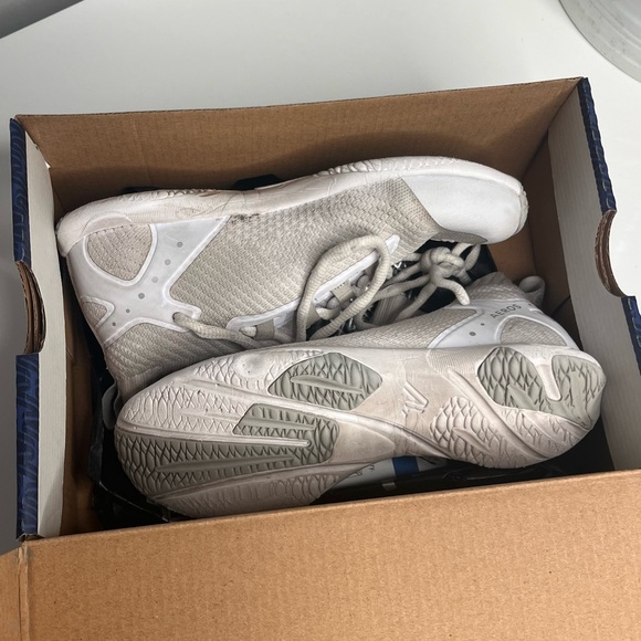 Cheer shoes 3Y - Picture 3 of 4